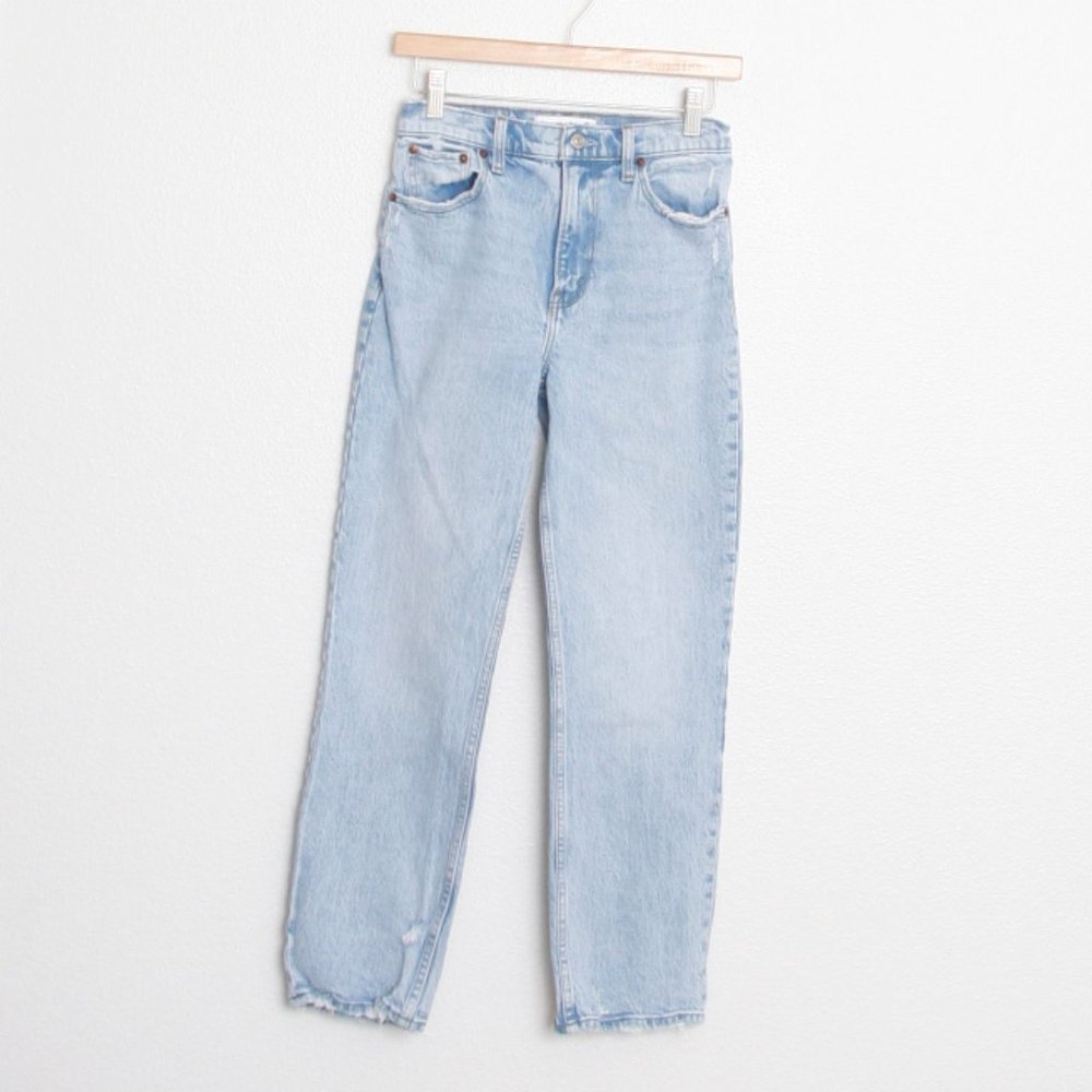Abercrombie & Fitch The 90's Straight Ultra High Rise Jean 25/0 Short